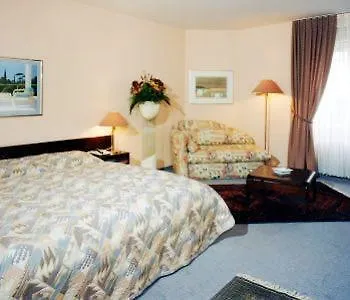 Hotel Capitole Geneva 3*,  Switzerland